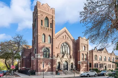 921 N Hoyne Ave #8, Chicago, IL 60622
