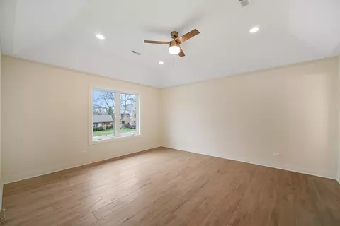 Other - 896 W Grant Dr, Des Plaines, IL 60016 photo 5 of 5