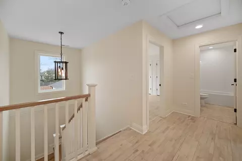 Entry Way - 896 W Grant Dr, Des Plaines, IL 60016 photo 1 of 2