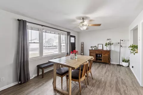 Dining - 401 E Kelsey, Malta, IL 60150 photo 1 of 2