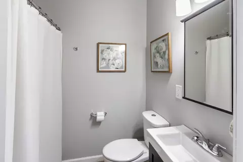Bath - 401 E Kelsey, Malta, IL 60150 photo 2 of 2
