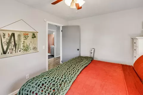 Bedroom - 401 E Kelsey, Malta, IL 60150 photo 3 of 5