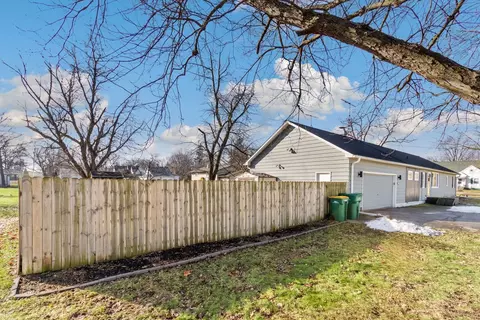 Exterior - 401 E Kelsey, Malta, IL 60150 photo 2 of 5
