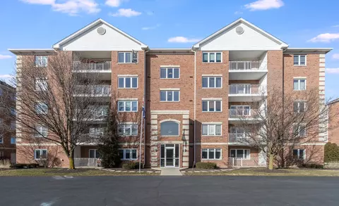 5500 W 115th St #303, Oak Lawn, IL 60453