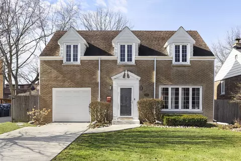 826 Forest Rd, La Grange Park, IL 60526