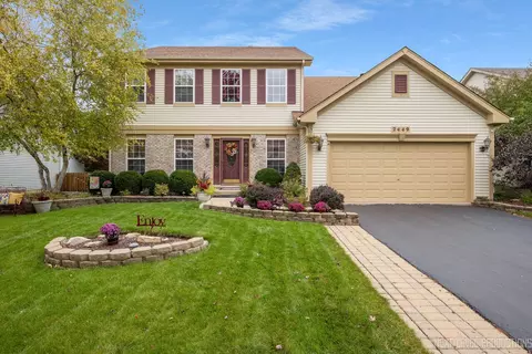 2449 Biltmore Cir, Aurora, IL 60503