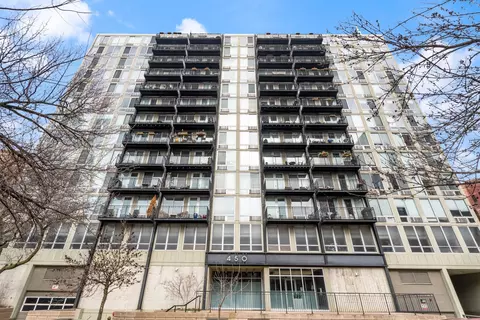 450 W Briar Pl #11E, Chicago, IL 60657