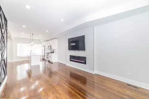 Other - 6954 S Eberhart Ave, Chicago, IL 60637 photo 3 of 13