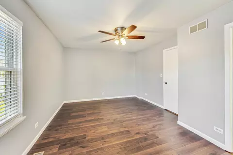 Other - 2452 Devonshire Ct, Aurora, IL 60502 photo 5 of 10