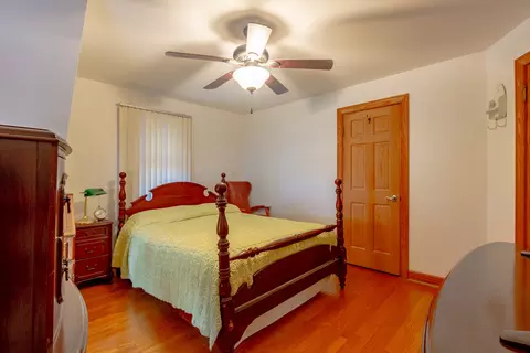 Bedroom - 6410 Sinclair Ave, Berwyn, IL 60402 photo 5 of 5