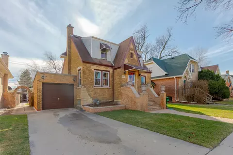 Exterior - 6410 Sinclair Ave, Berwyn, IL 60402 photo 2 of 6