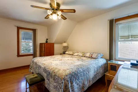 Bedroom - 6410 Sinclair Ave, Berwyn, IL 60402 photo 2 of 5