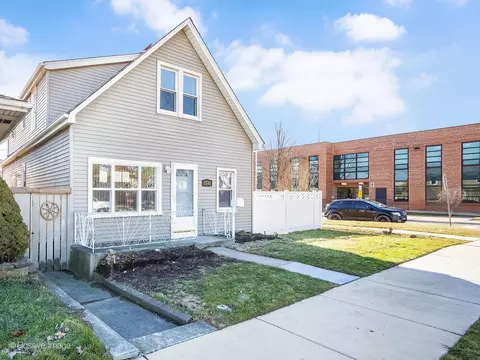 Exterior - 7441 W 56th Pl, Summit, IL 60501 photo 2 of 6