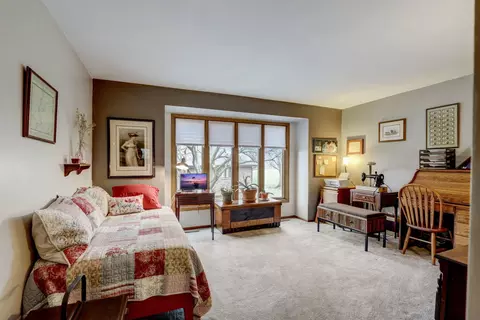 Bedroom - 830 Brian Ct, Gurnee, IL 60031 photo 3 of 3