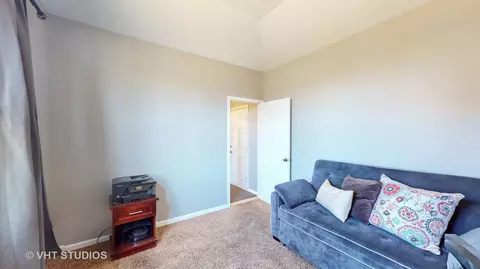 Bedroom - 721 Ryegrass Trl, Aurora, IL 60504 photo 1 of 9