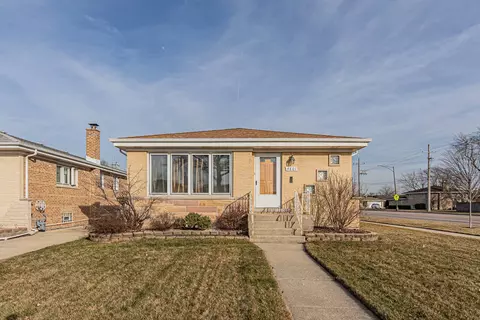 4801 N Knight Ave, Norridge, IL 60706