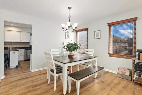 Dining - 4702 Overland Trl, Mchenry, IL 60050 photo 2 of 2