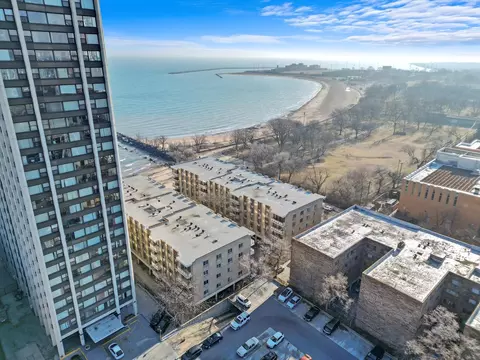 View/Area - 2772 E 75th St #5HS, Chicago, IL 60649 photo 5 of 6