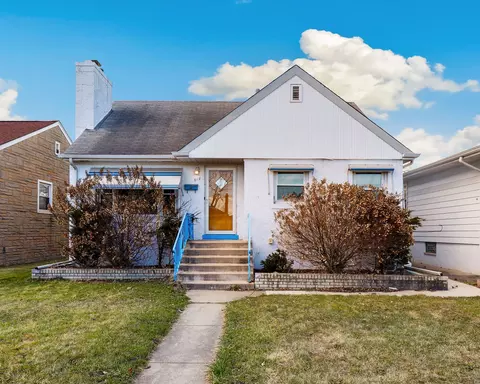 618 Mackinaw Ave, Calumet City, IL 60409