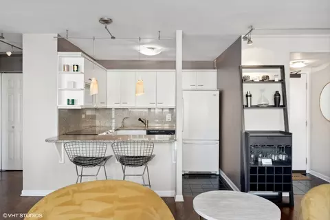 Kitchen - 33 E Cedar St #14H, Chicago, IL 60611 photo 1 of 1