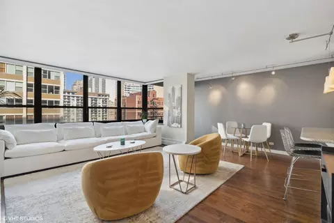 Living - 33 E Cedar St #14H, Chicago, IL 60611 photo 1 of 5