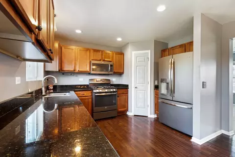 Kitchen - 26200 S Rachael Dr, Channahon, IL 60410 photo 2 of 3