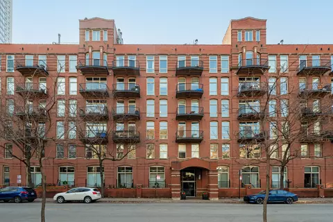 550 N Kingsbury St #519, Chicago, IL 60654