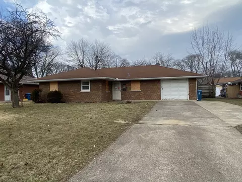 387 Michigan Ave, Aurora, IL 60506