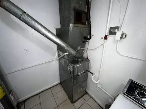 Other - Undisclosed, Hazel Crest, IL 60429 photo 11 of 13