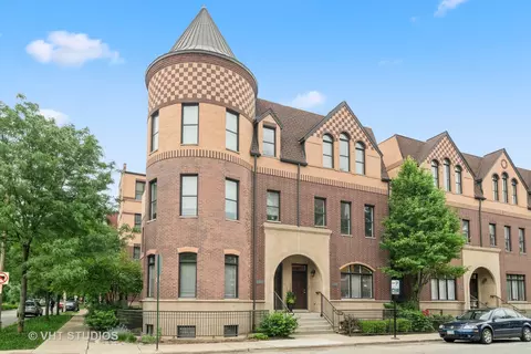 196 N Marion St, Oak Park, IL 60301