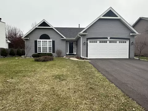 508 Lakeview Dr, Oswego, IL 60543