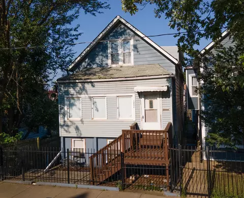 10022 S Avenue L, Chicago, IL 60617