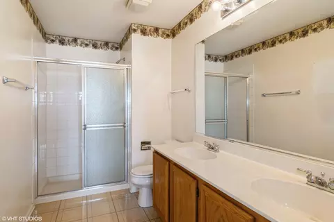 1643 Colfax Ct #2, Bartlett, IL 60103 photo 9