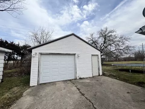 Exterior - 650 N Hammes Ave, Kankakee, IL 60901 photo 3 of 4