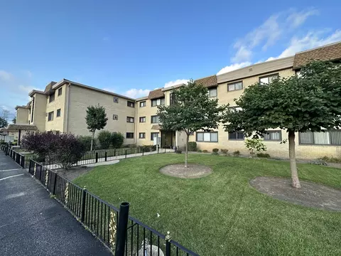 9635 Brandy Ct #6, Des Plaines, IL 60016 photo 16