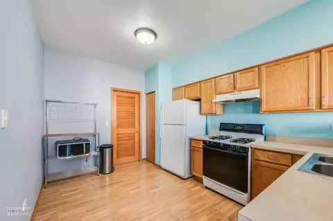 Kitchen - 16632 S Windsor Ln #0, Lockport, IL 60441 photo 3 of 3