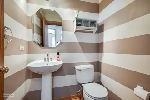 Bath - 16632 S Windsor Ln #0, Lockport, IL 60441 photo 1 of 3