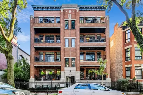 711 W Buckingham Pl #3W, Chicago, IL 60657