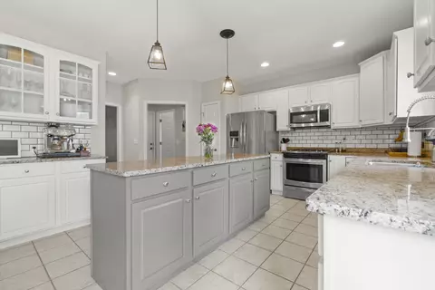 Kitchen - 2005 Withers Ln, Bloomington, IL 61704 photo 1 of 5