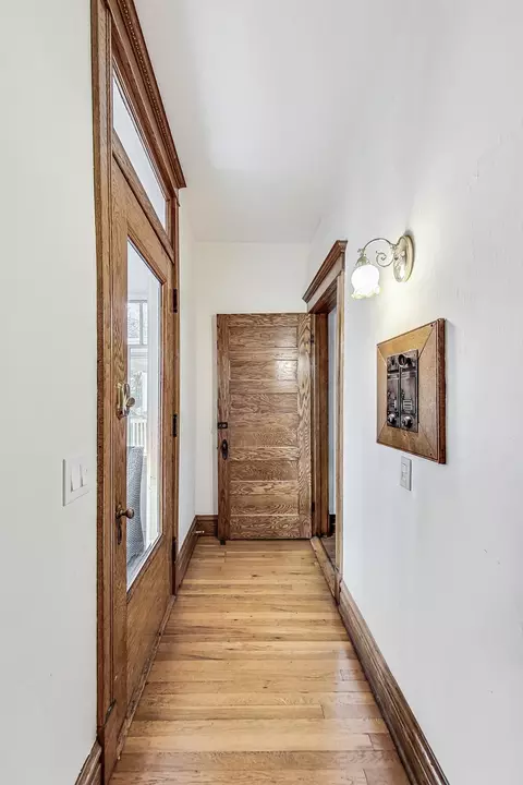 Entry Way - 3747 N Kostner Ave, Chicago, IL 60641 photo 2 of 3