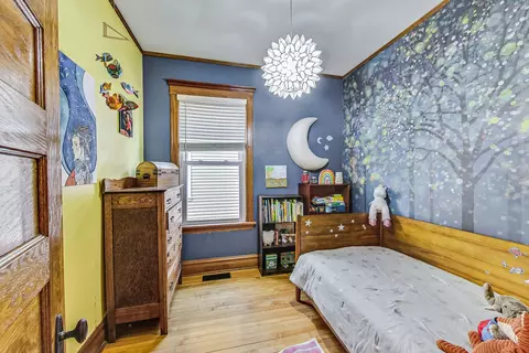 Bedroom - 3747 N Kostner Ave, Chicago, IL 60641 photo 4 of 7