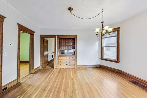 Dining - 3747 N Kostner Ave, Chicago, IL 60641 photo 6 of 6