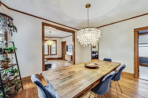 Dining - 3747 N Kostner Ave, Chicago, IL 60641 photo 5 of 6
