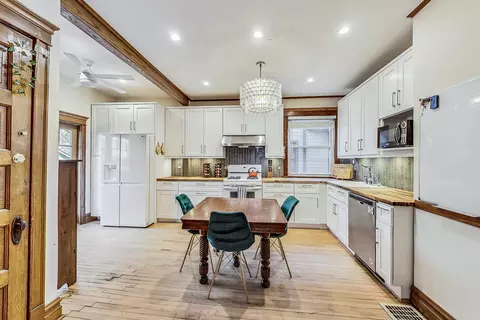 Kitchen - 3747 N Kostner Ave, Chicago, IL 60641 photo 1 of 5