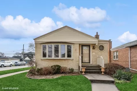 3901 W 107th St, Chicago, IL 60655