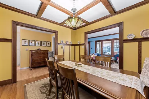 Dining - 965 S Elm Ave, Kankakee, IL 60901 photo 2 of 2