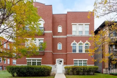 3817 S Ellis Ave #301, Chicago, IL 60653