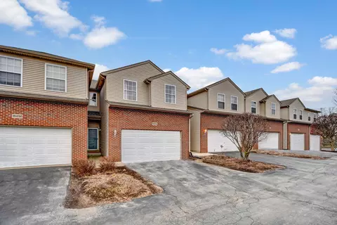 16454 Willow Walk Dr, Lockport, IL 60441