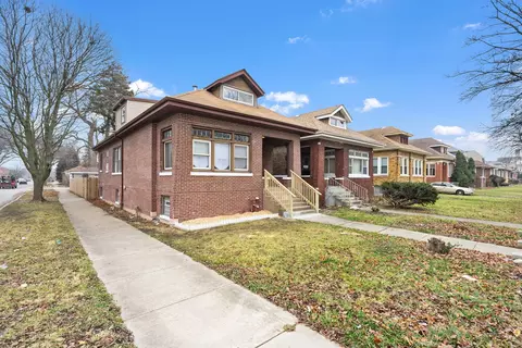 7701 S Loomis Blvd, Chicago, IL 60620