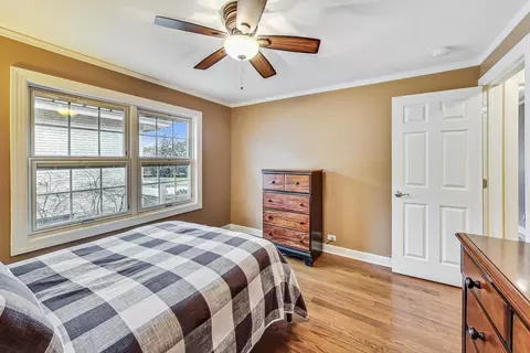 Bedroom - 604 S Pine St, Mount Prospect, IL 60056 photo 9 of 9